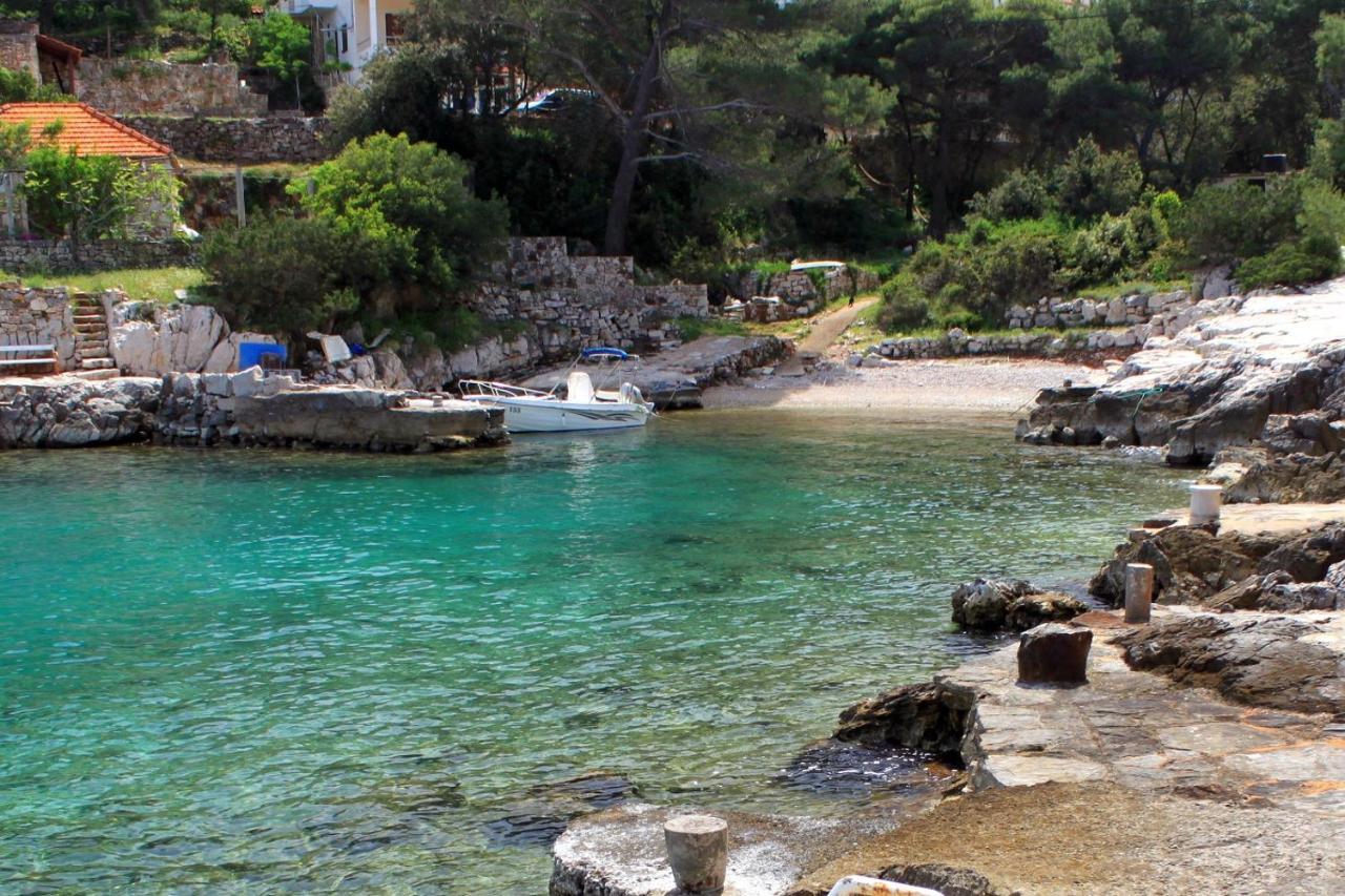 Apartments By The Sea Mudri Dolac, Hvar - 582 Vrboska Bagian luar foto