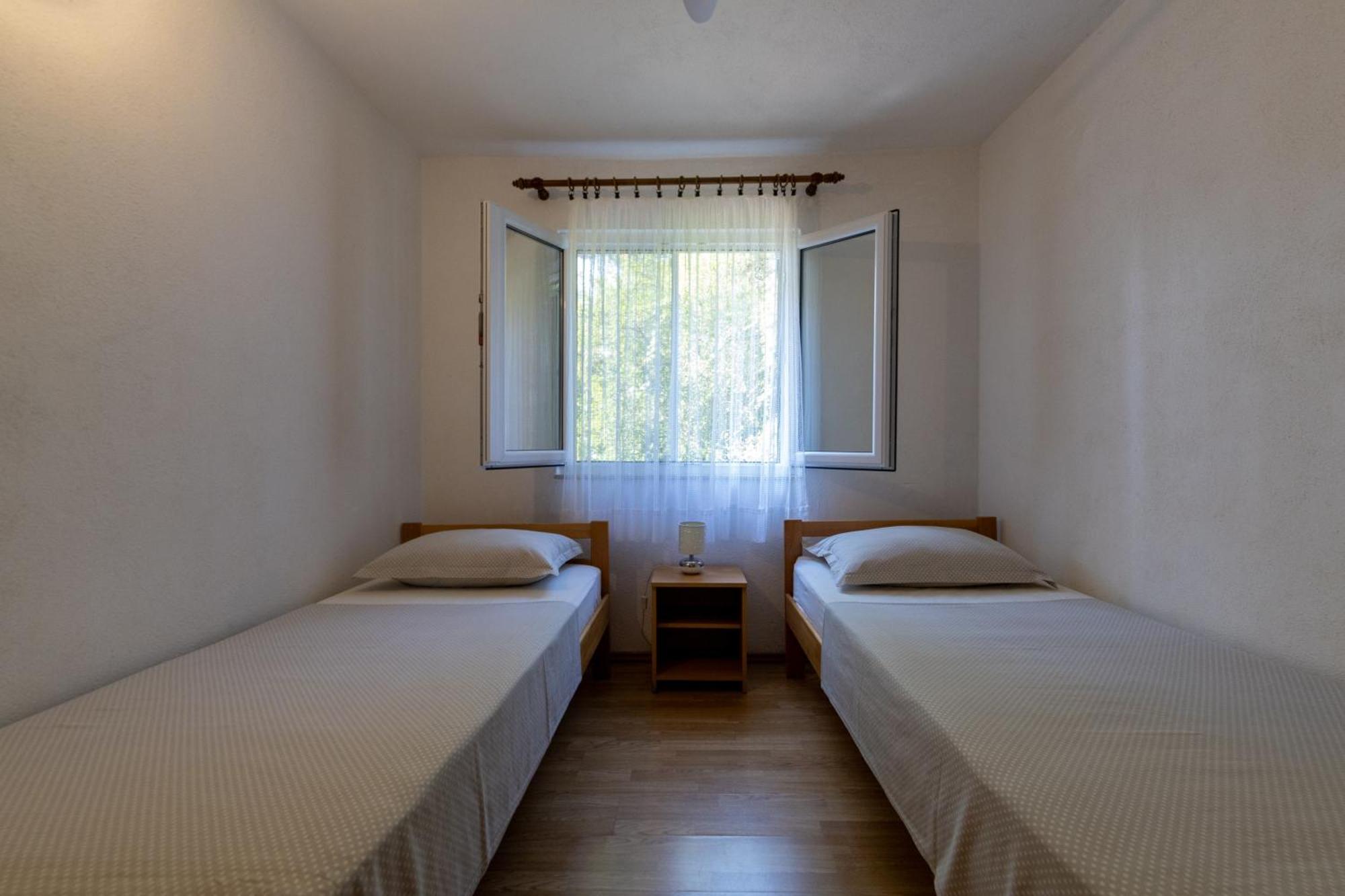 Apartments By The Sea Mudri Dolac, Hvar - 582 Vrboska Ruang foto