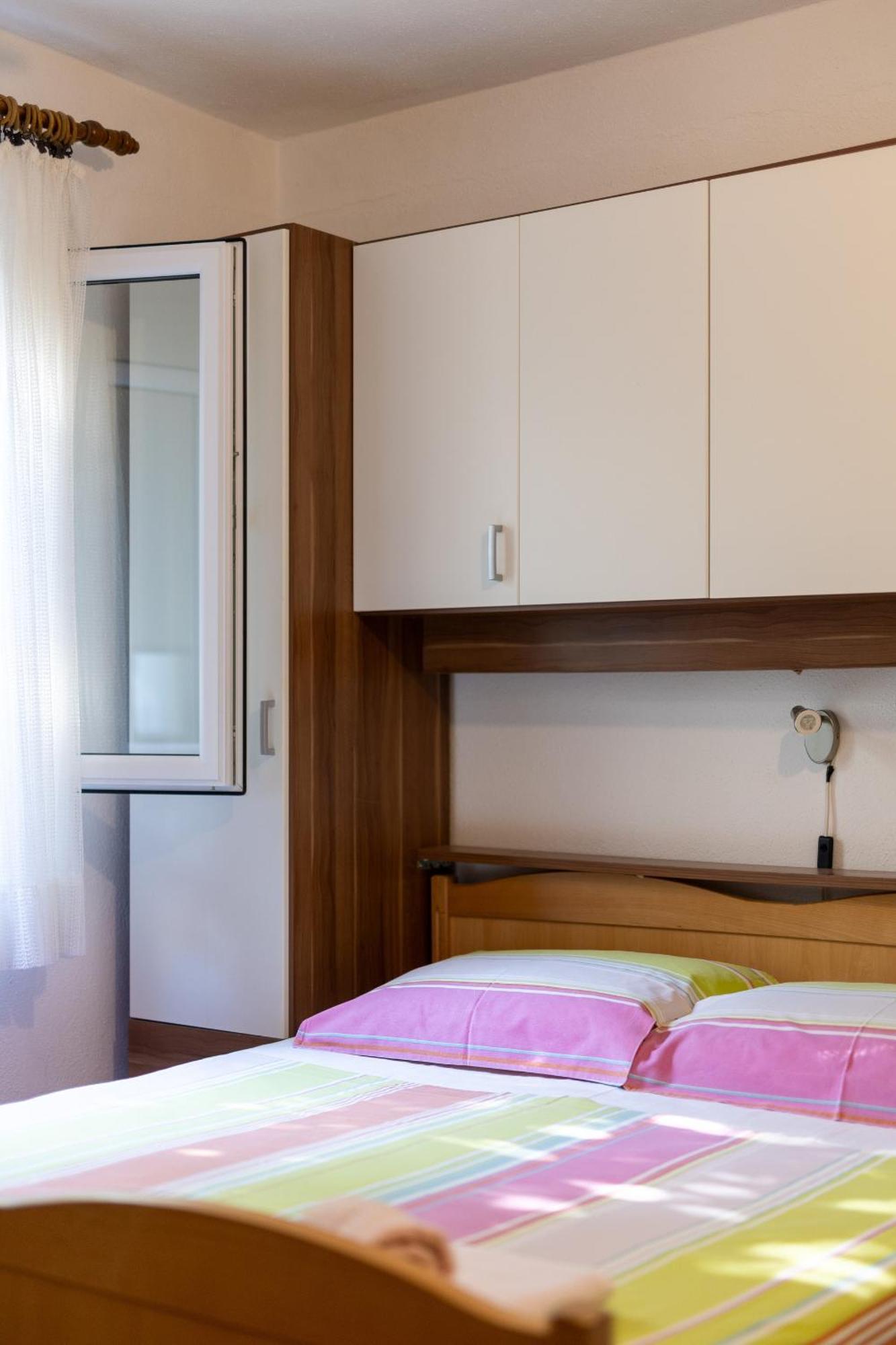 Apartments By The Sea Mudri Dolac, Hvar - 582 Vrboska Ruang foto