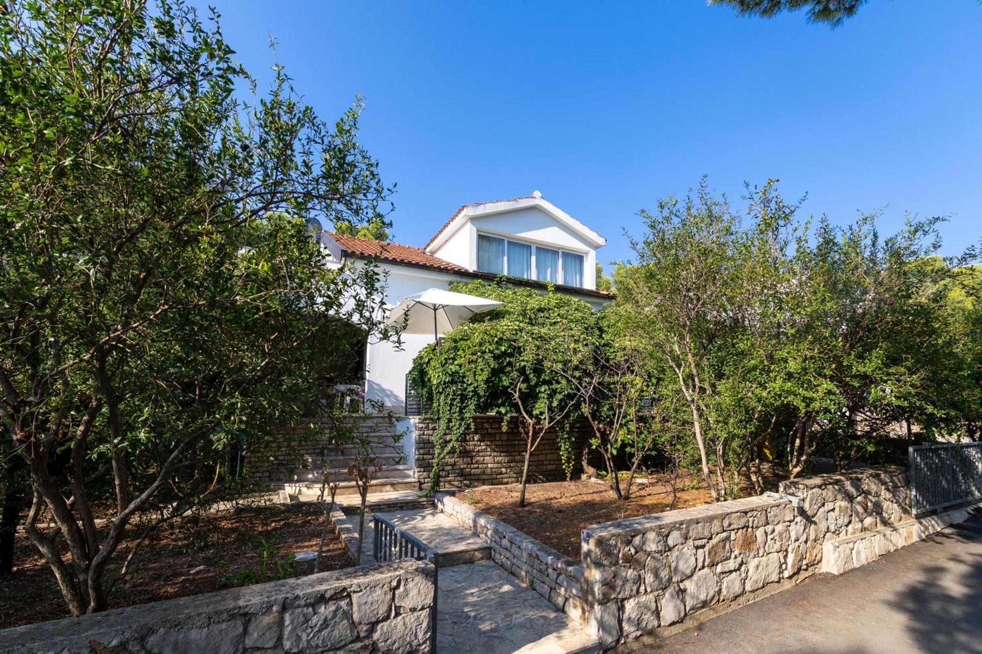 Apartments By The Sea Mudri Dolac, Hvar - 582 Vrboska Bagian luar foto